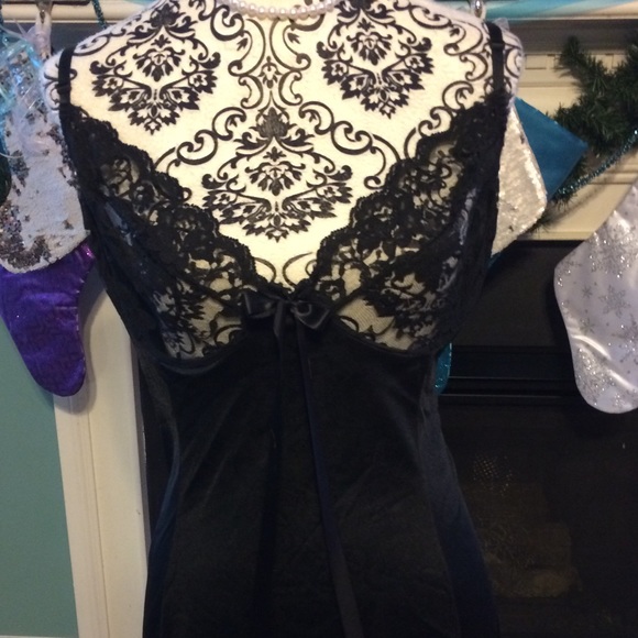 intimate Attitudes Other - Floor length Black Lace Nightgown & free Cover Up